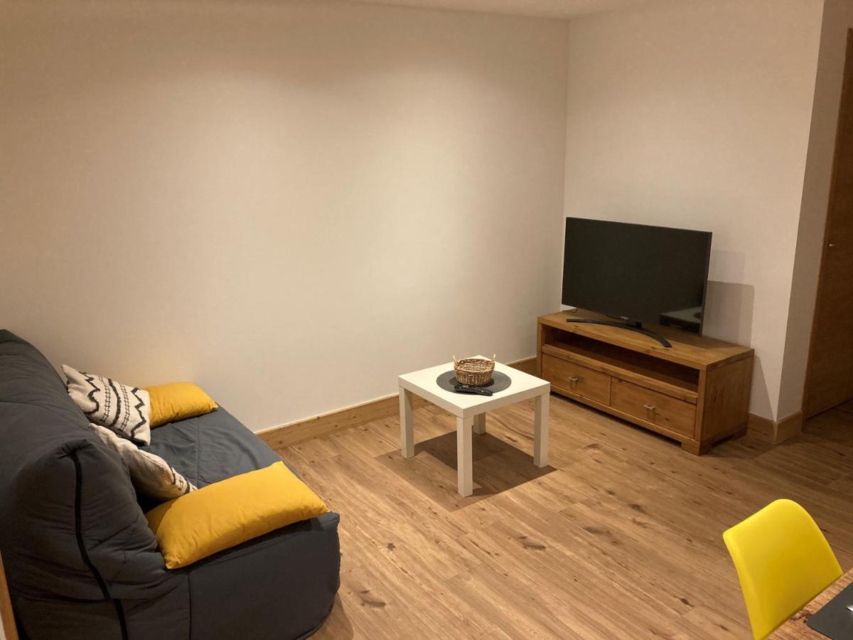 Appartement en rez de jardin Thénésol Extérieur photo